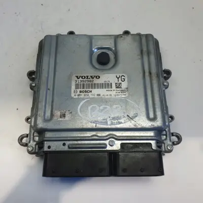 Volvo XC60 2.4 D5 STEROWNIK SILNIKA komputer 31392982