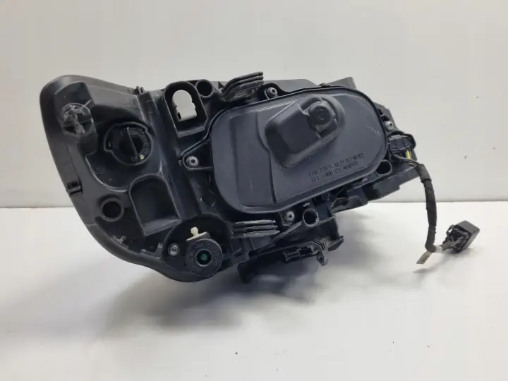 Volvo V60 S60 II LIFT PRZEDNIA LAMPA LEWA lewy przód XENON SKRĘTNY 31395902