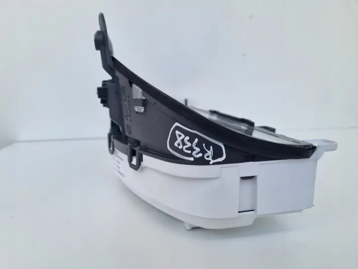 Volvo XC60 I V60 I S60 II 2.0 D3 LICZNIK ZEGARY Europa 31343325AA diesel