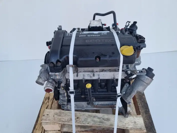 SILNIK KOMPLET Opel Corsa C 1.4 16V 90KM ładna kompresja Z14XEP