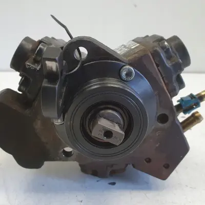 Opel Corsa D 1.3 CDTI POMPA WTRYSKOWA paliwa 0445010204