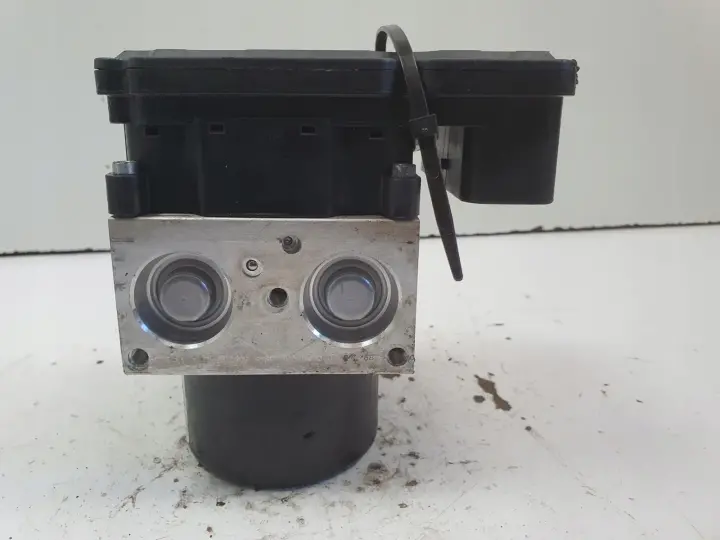 Volvo XC70 II lift POMPA ABS hamulcowa Sterownik P31423347