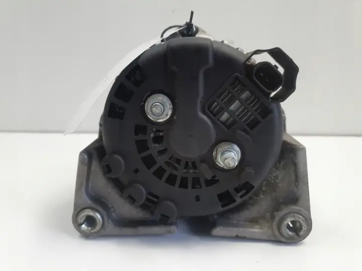 Opel Astra IV J 1.6 16V ALTERNATOR