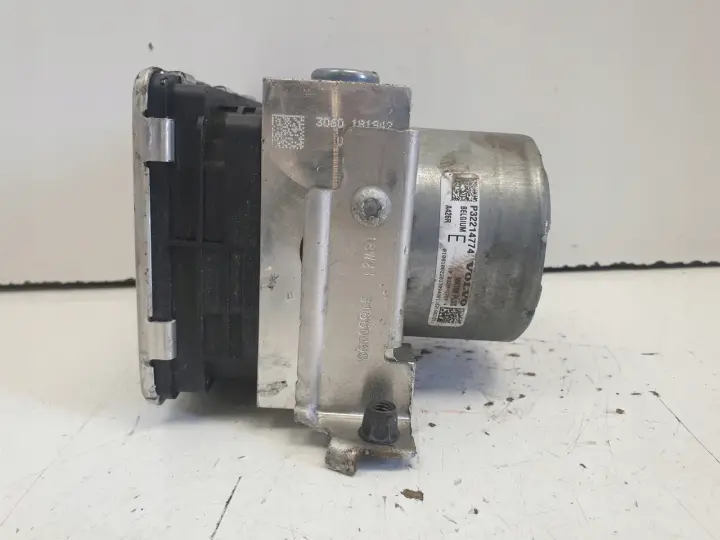 Volvo V90 II POMPA ABS Sterownik 32214804 32214774