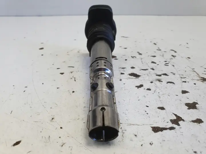 Audi A3 8L 1.8 T turbo CEWKA ZAPŁONOWA 06A905115D