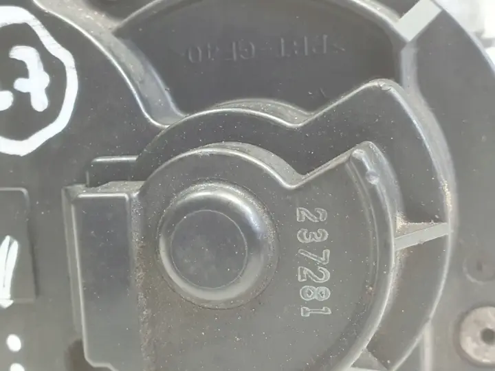 Subaru Legacy IV 2.0 B PRZEPUSTNICA RME60-300