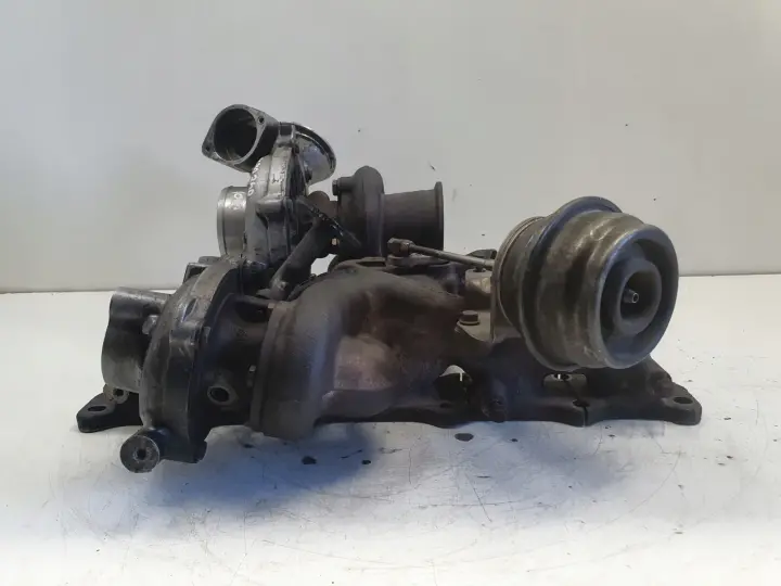 Volvo V60 XC60 S80 2.4 D5 TURBOSPRĘŻARKA turbo 36002757 36002640 31293086