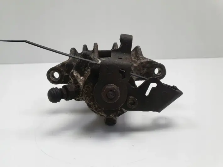 Vw Passat B5 Audi A4 B5 ZACISK HAMULCOWY Prawy tył pasażera