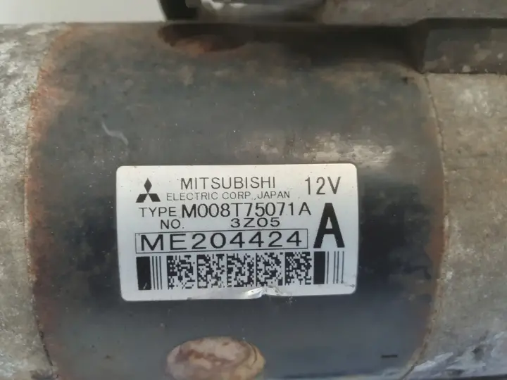 Mitsubishi Pajero III 3.2 DID ROZRUSZNIK ME204424 M008T75071A