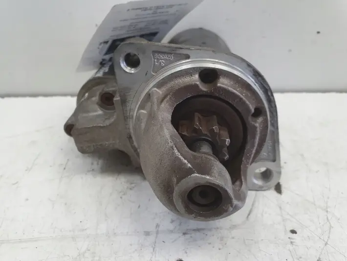 BMW E90 2.5 i ROZRUSZNIK 0001107424 bosch