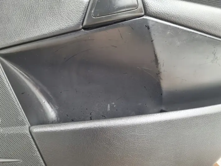 Volvo S60 I V70 II lift PRZEDNI BOCZEK DRZWI PRAWY PRZÓD europa 31111720