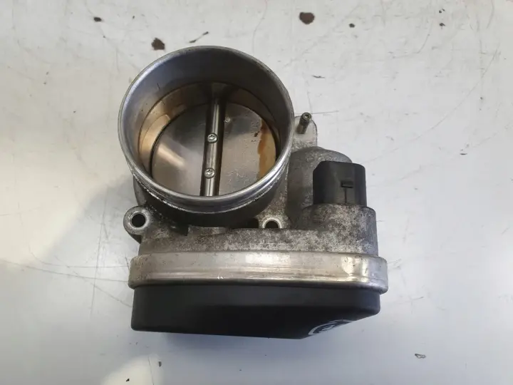 BMW E46 E39 E53 3.0 i M54B30 PRZEPUSTNICA 7502445