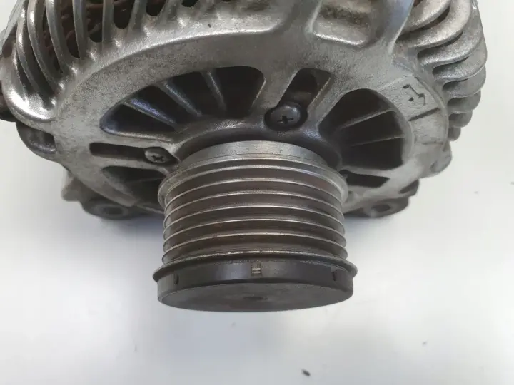 Renault Megane III Scenic III 1.5 DCI ALTERNATOR 8200960533 210A