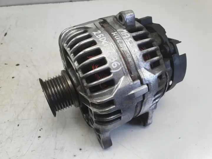 Renault Master II 2.5 DCI ALTERNATOR 0124525044 150A bosch