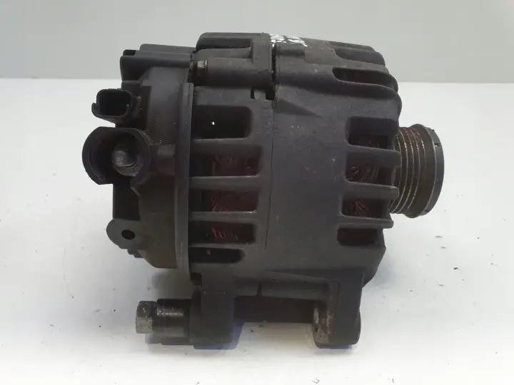 Peugeot 308 I 1.6 HDI ALTERNATOR valeo 9678048880