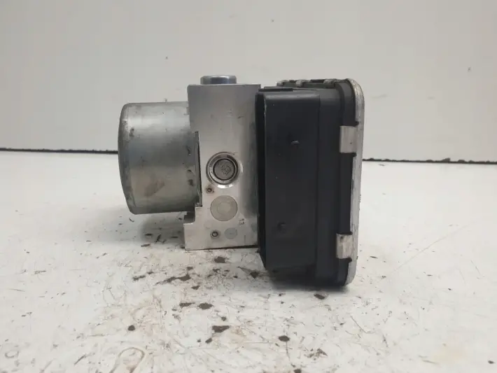 Volvo V90 POMPA ABS hamulcowa 31680098 P31680101
