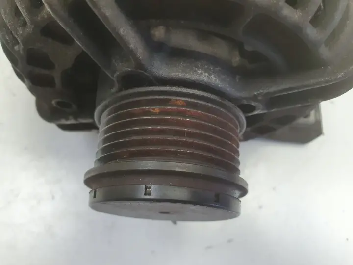 Volvo XC90 2.4 D5 ALTERNATOR bosch 0124525029 8676498