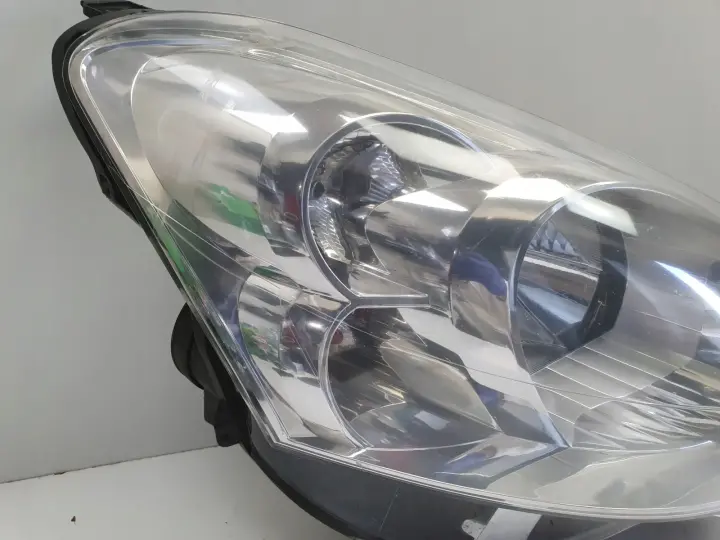 Peugeot Partner III lift PRZEDNIA LAMPA PRAWA prawy przód anglik 9677202180