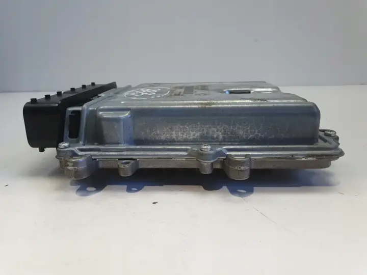 Volvo XC60 2.4 D5 STEROWNIK SILNIKA komputer 31392982