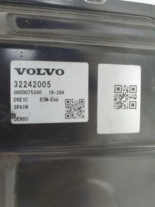 Volvo V60 II 2.0 D4 STEROWNIK SILNIKA komputer 32242005