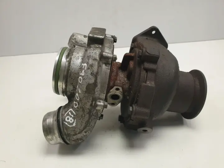 BMW E90 E91 2.0 D TURBOSPRĘŻARKA turbo 7800594C