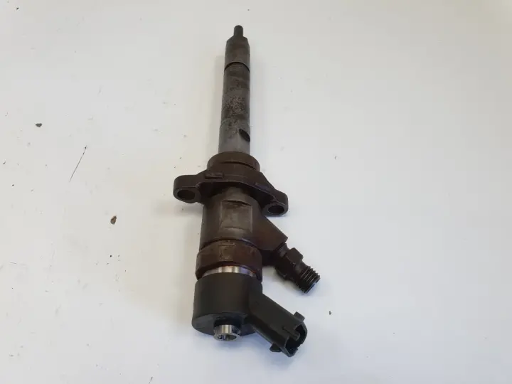 Ford Focus MK2 II 1.6 TDCI WTRYSKIWACZ wtrysk 0445110259
