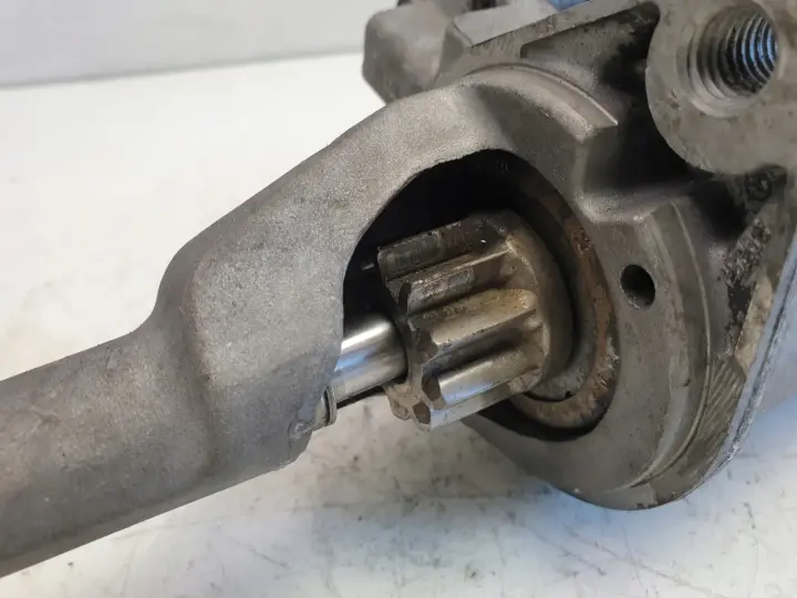 Audi A6 C5 2.5 TDI V6 ROZRUSZNIK 0001109021