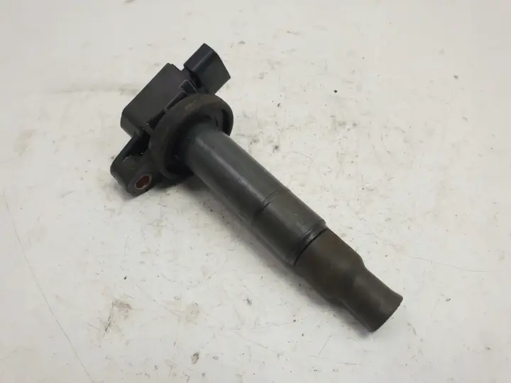 Yaris I 1.33 VVTI CEWKA ZAPŁONOWA 90919-02240