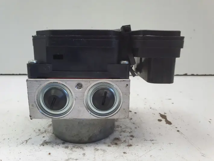 Toyota Corolla E21 POMPA ABS hamulcowa Sterownik 44510-12600 113040-41340