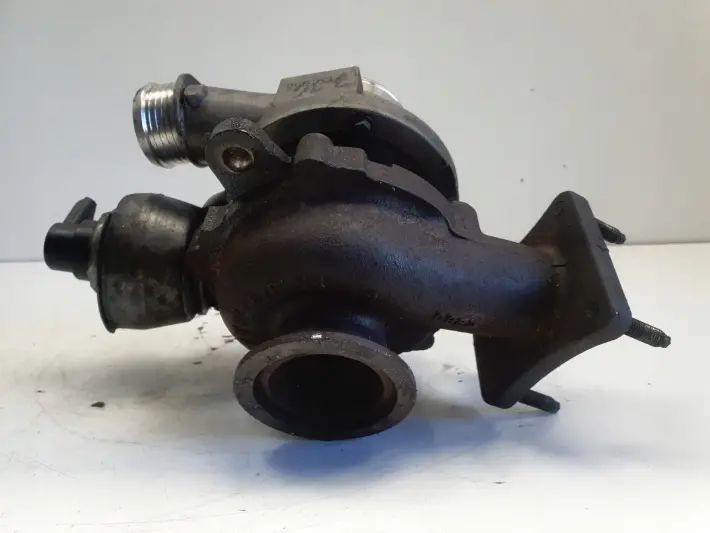 Volvo S60 II 2.0 D3 TURBOSPRĘŻARKA turbo 31331331