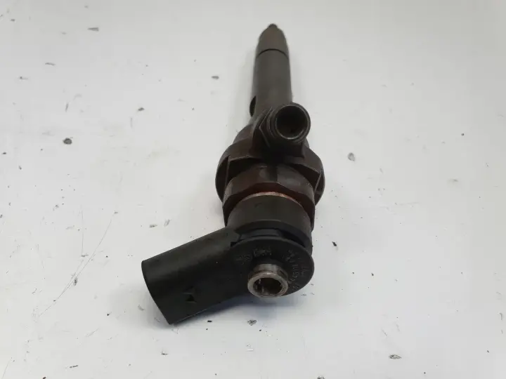 BMW E87 E90 E91 2.0 D WTRYSKIWACZ wtrysk 0445110601