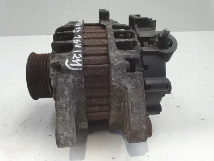Kia Ceed 1.4 16V ALTERNATOR valeo 37300-2B500 2608483