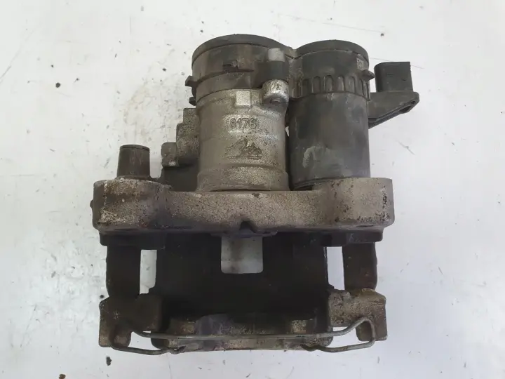 Volvo S90 V90 XC90 II TYLNY ZACISK HAMULCOWY prawy tył p32287449