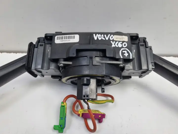 Volvo V70 II XC90 I PRZEŁĄCZNIK ZESPOLONY Pająk taśma manetka 30669744