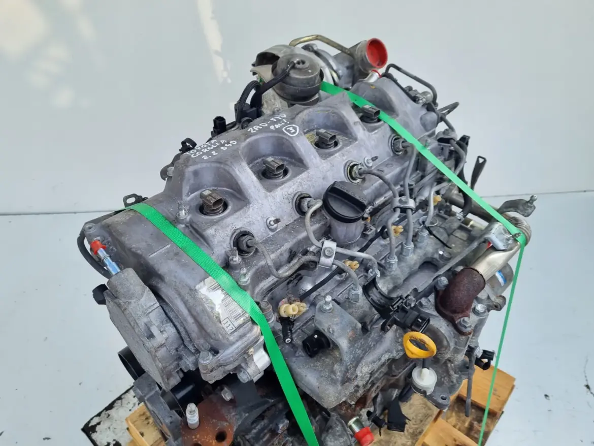 SILNIK Toyota Corolla Verso II 2.2 D4D 136KM ładnie pali 2AD 2AD-FTV