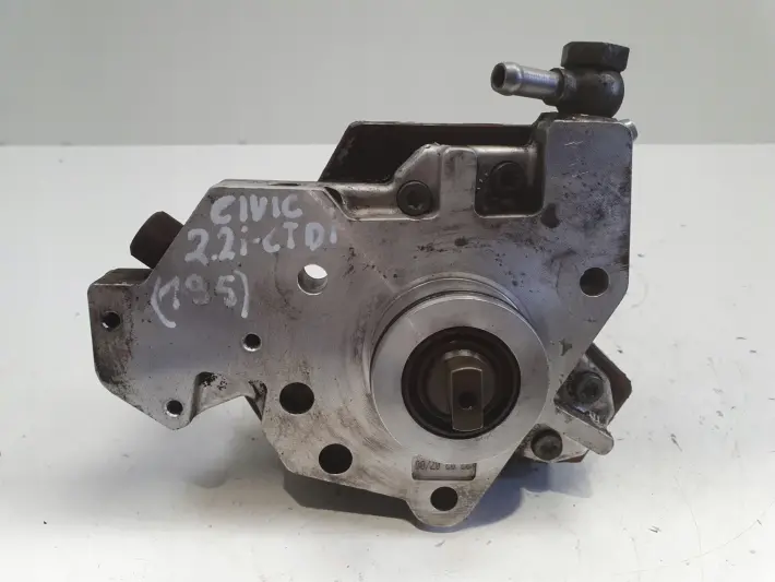 Honda Civic VIII 2.2 iCTDI POMPA WTRYSKOWA paliwa 0445010141