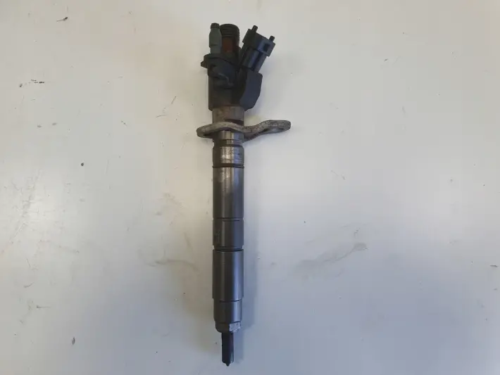Volvo S60 II V60 II 2.0 D3 WTRYSKIWACZ wtrysk 0445116046