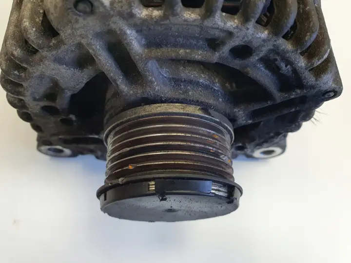 Ford Mondeo MK4 2.0 TDCI ALTERNATOR 7G9N-10300-EA 0121615028