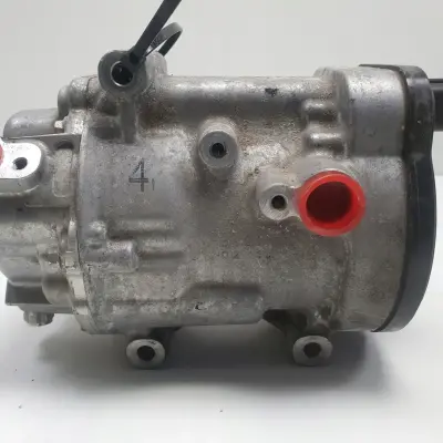 Toyota C-HR 1.8 Hybrid SPRĘŻARKA KLIMATYZACJI pompa 042400-0374