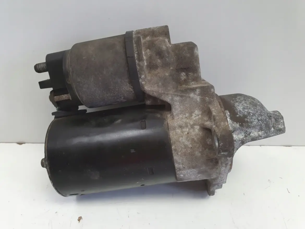 Opel Mokka A 1.4 T turbo ROZRUSZNIK bosch 0001107522