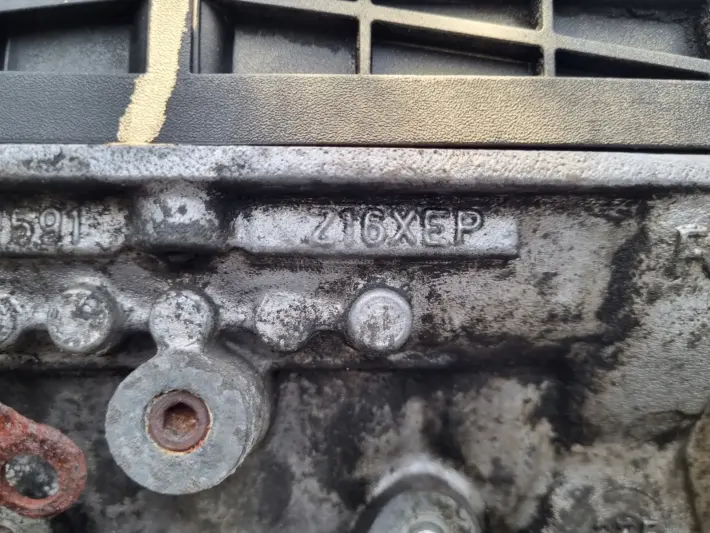 SILNIK KOMPLET Opel Signum 1.6 16V klejona głowica Z16XEP