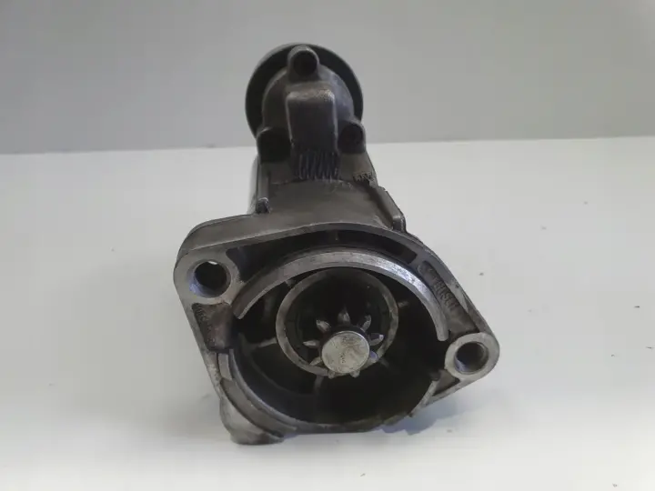 Audi A4 B6 1.9 TDI ROZRUSZNIK 0001124020 bosch