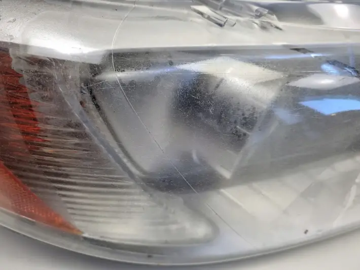 Volvo S80 II V70 III 06-16r PRZEDNIA LAMPA PRAWA PRAWY PRZÓD xenon 31214348