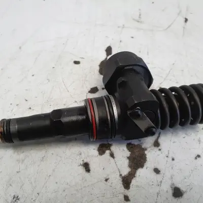 Audi A3 8L 1.9 TDI POMPOWTRYSKIWACZ wtrysk 038130073AA