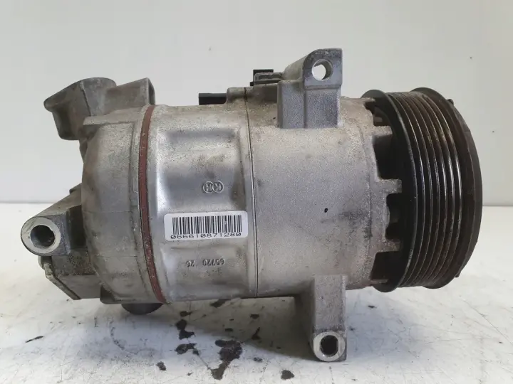 Renault Captur 0.9 TCe SPRĘŻARKA KLIMATYZACJI pompa 926000734R