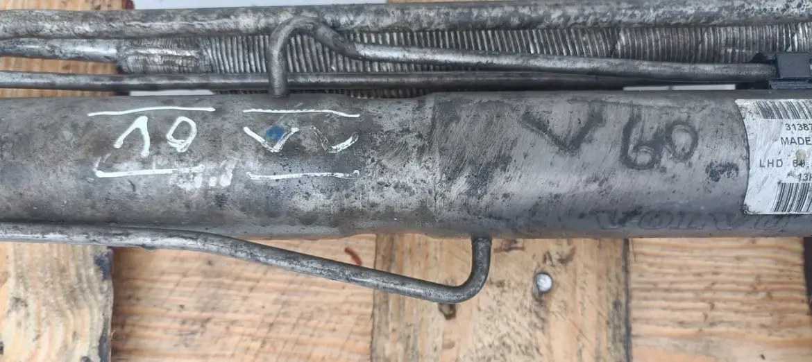 Volvo V60 S60 II MAGLOWNICA przekładnia kierownicza EUROPA 31387091