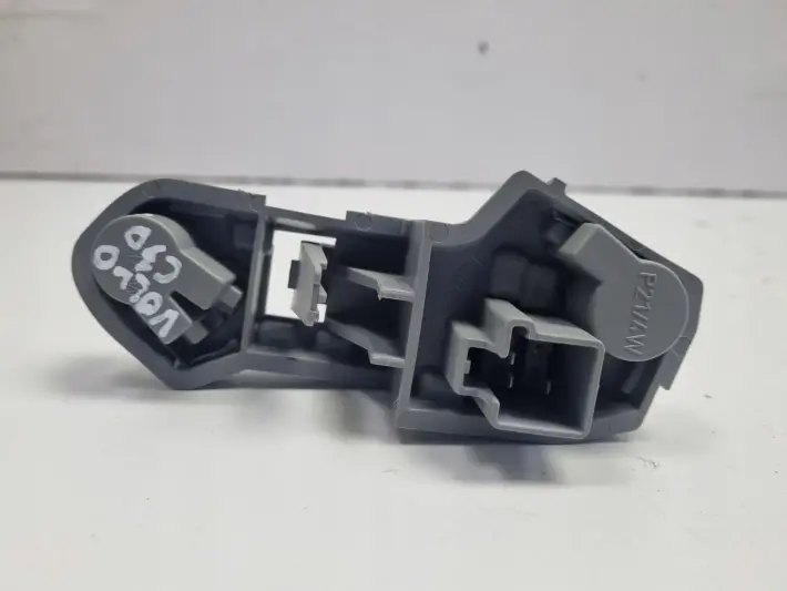 Volvo C30 WKŁAD TYLNEJ LAMPY ŻARÓWKI TYLNEJ PRAWEJ PRAWY TYŁ