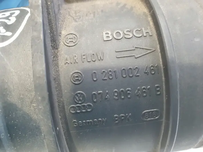 Skoda Octavia II 1.9 TDI PRZEPŁYWOMIERZ POWIETRZA 0281002461 074906461B