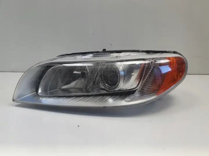 Volvo S80 II V70 III PRZEDNIA LAMPA LEWA LEWY PRZÓD XENON SKRĘTNY 31353532