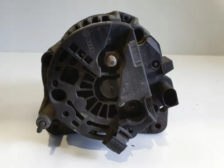 Audi A3 8L Golf IV 1.9 TDI ALTERNATOR 0123515021 038903023L 90A